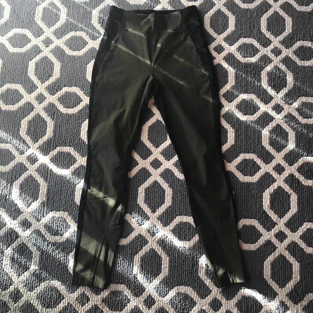 Athleta Highline Hybrid Leggings